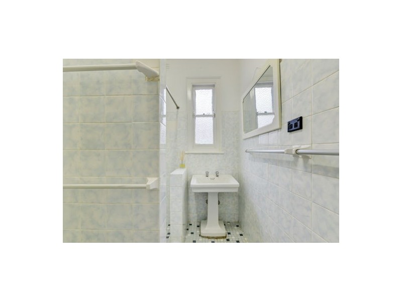 61 White Street, Tamworth NSW 2340