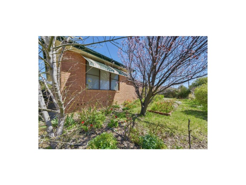 9 Harrier Parade, Tamworth NSW 2340