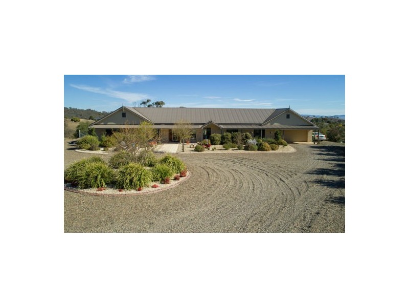 12 Brushtail Drive, Tamworth NSW 2340