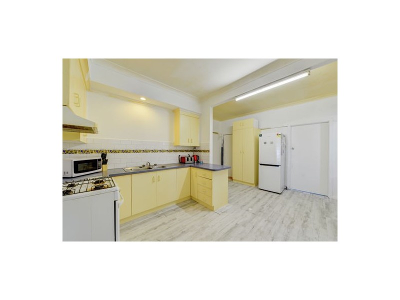 8 Elizabeth Street, Tamworth NSW 2340