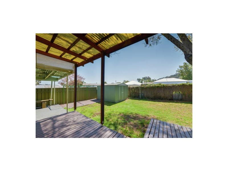 8 Elizabeth Street, Tamworth NSW 2340