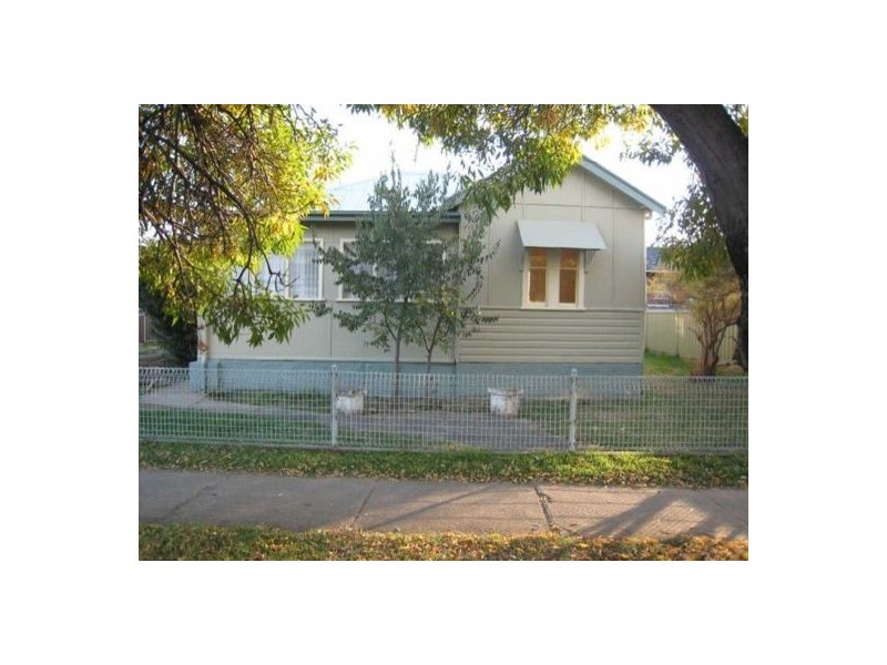 113 Ebsworth Street, Tamworth NSW 2340