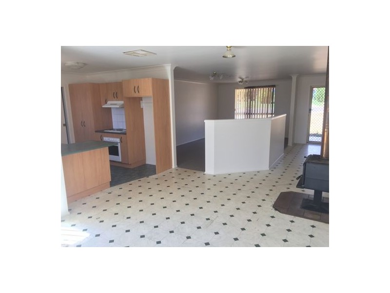 21 Glengarvin Drive, Tamworth NSW 2340