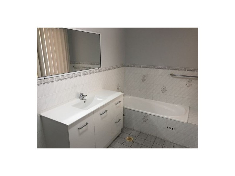 40 Kurrajong Street, Tamworth NSW 2340