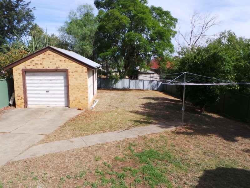 109 Crown Street, Tamworth NSW 2340