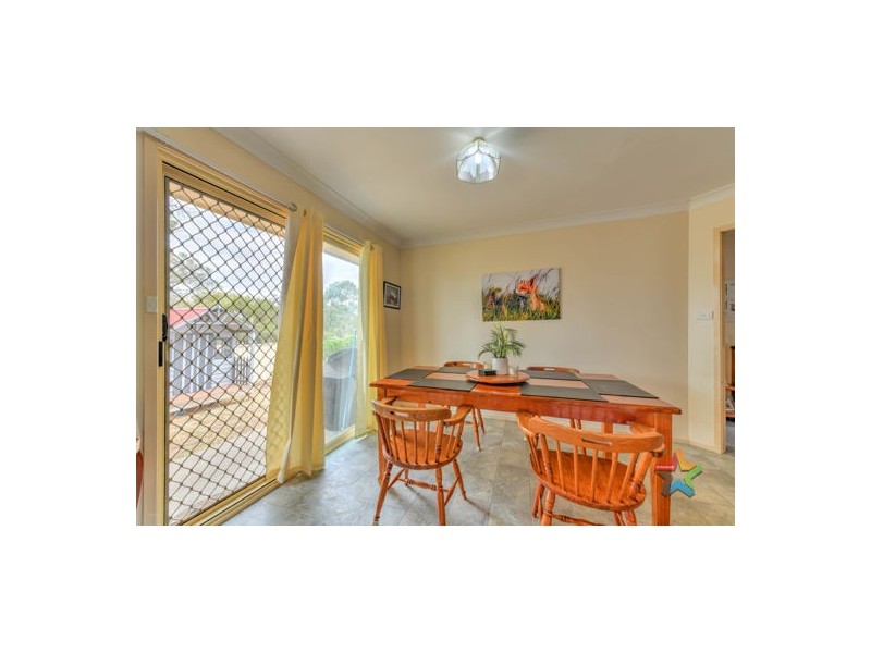 8 Grevillea Place, Tamworth NSW 2340