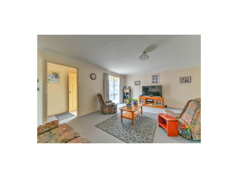 8 Grevillea Place, Tamworth NSW 2340