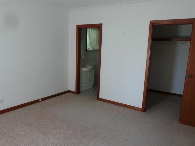 9 Napier Street, Tamworth NSW 2340