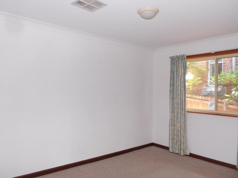 9 Napier Street, Tamworth NSW 2340