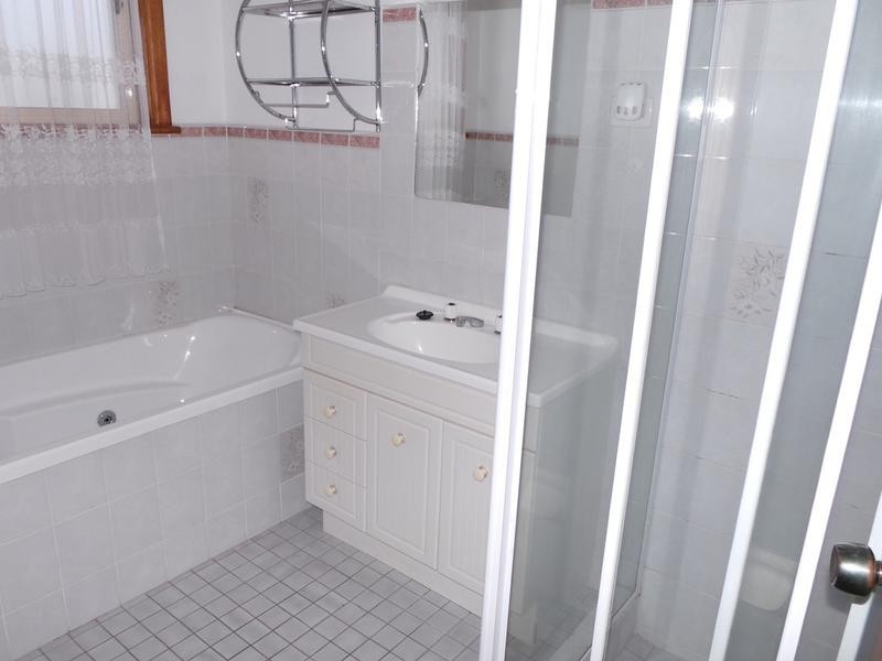 9 Napier Street, Tamworth NSW 2340