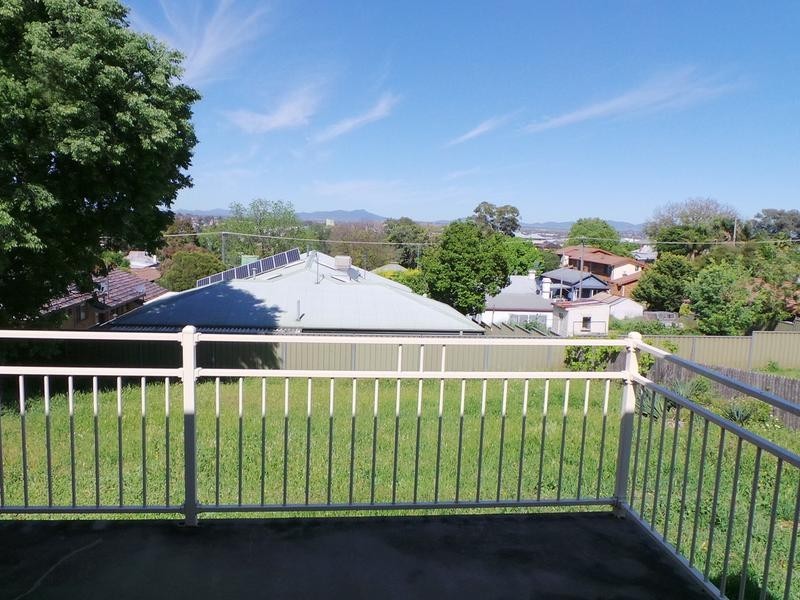 9 Napier Street, Tamworth NSW 2340