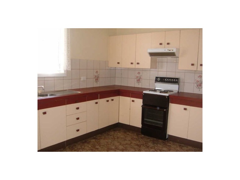 86 Crown Street, Tamworth NSW 2340