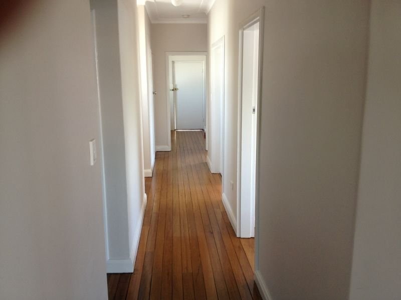 12A Top Floor Bourke Street, Tamworth NSW 2340