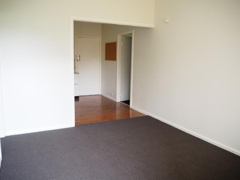 2/6 East Street, Tamworth NSW 2340