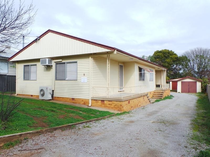 1/5 Griffin Avenue, Tamworth NSW 2340