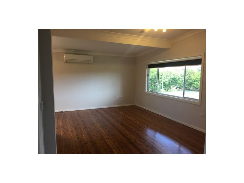 16 McDonald Crescent, Tamworth NSW 2340