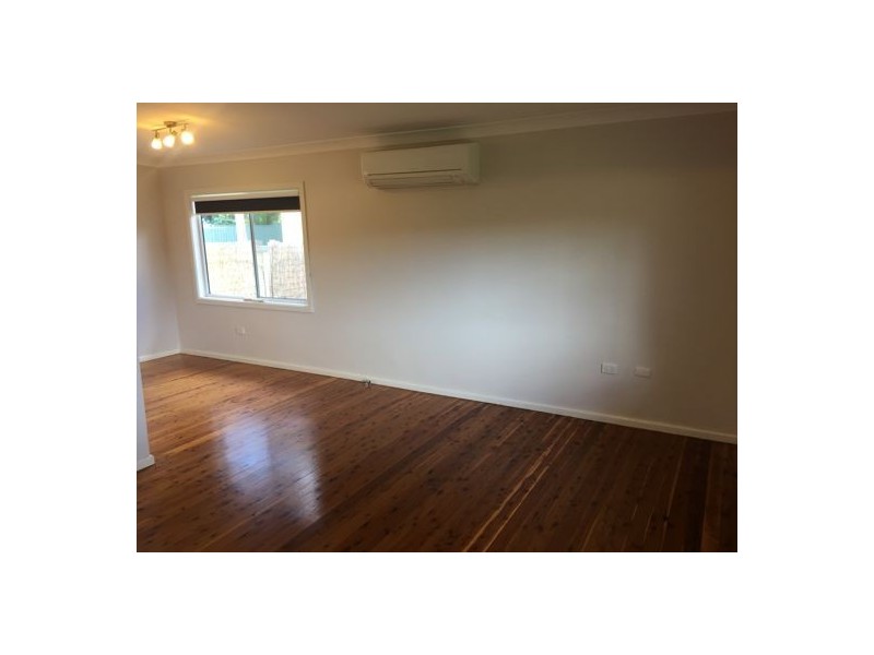 16 McDonald Crescent, Tamworth NSW 2340