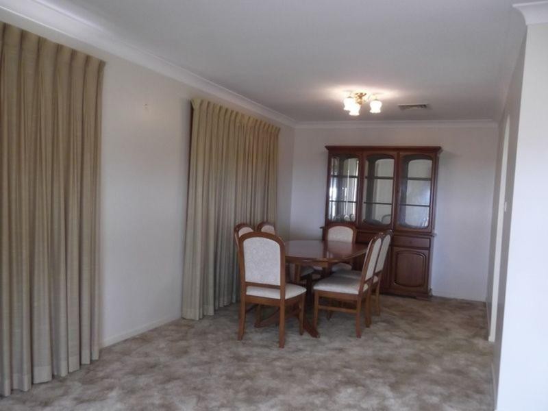 113 Petra Avenue, Tamworth NSW 2340