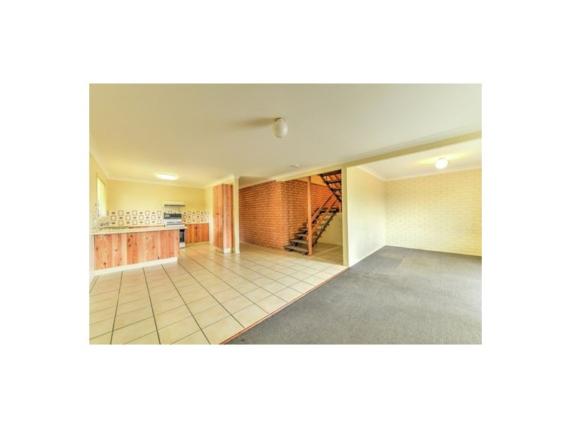 1/33 Florence Lane, Tamworth NSW 2340