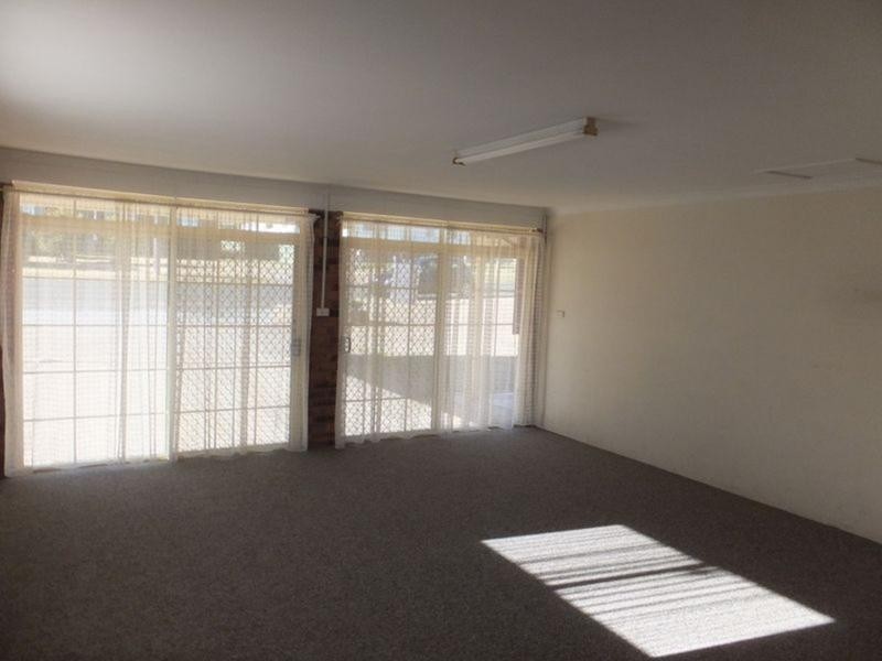9 Queen Street, Tamworth NSW 2340