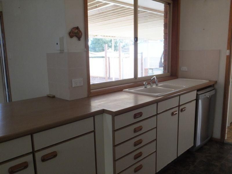 9 Queen Street, Tamworth NSW 2340