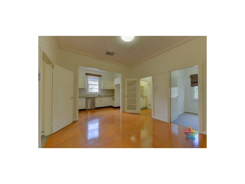 1 Douglas Avenue, Tamworth NSW 2340