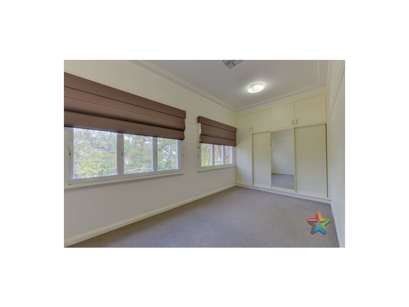 1 Douglas Avenue, Tamworth NSW 2340