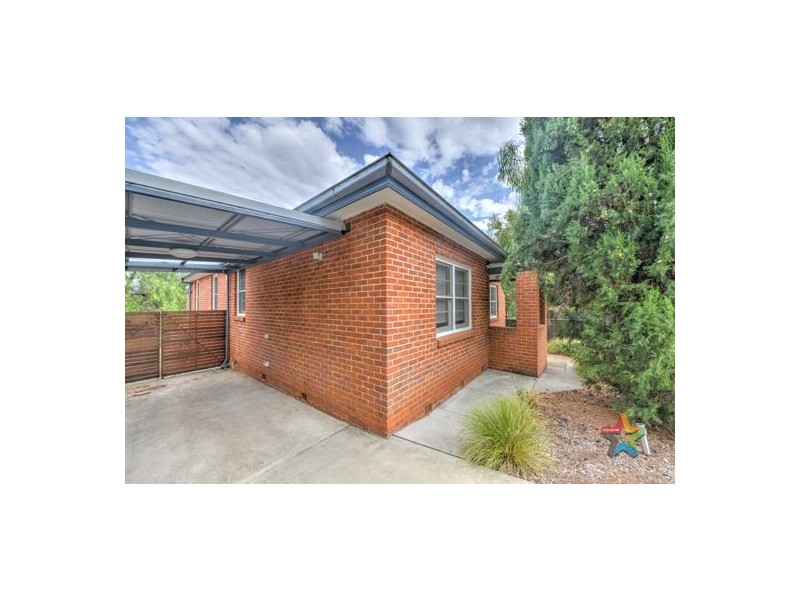 1 Douglas Avenue, Tamworth NSW 2340