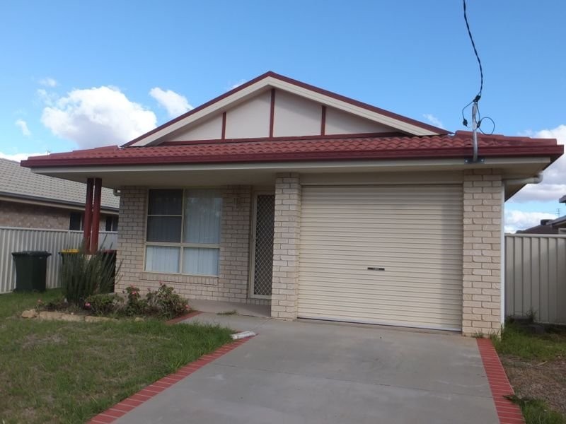 7 Mitchell Street, Tamworth NSW 2340