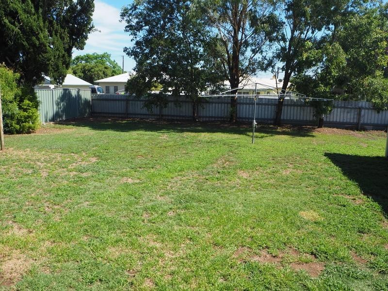 26 Woodstock Street, Tamworth NSW 2340
