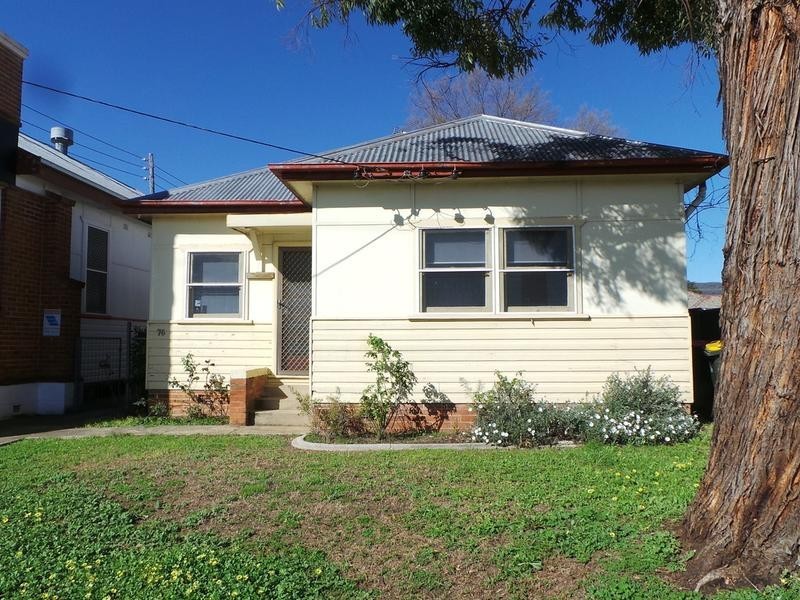 76 Belmore Street, Tamworth NSW 2340