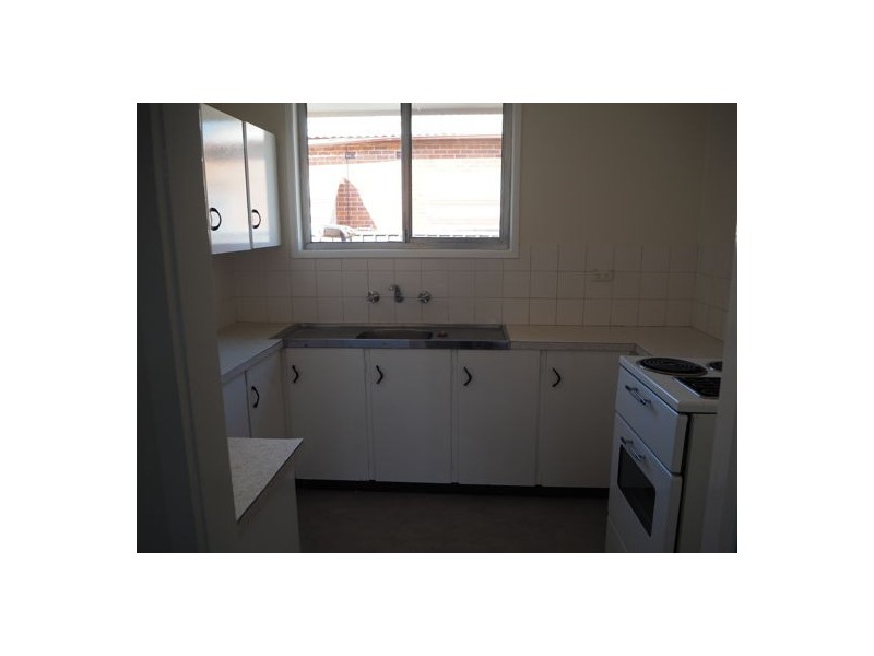 2/9 Margaret Street, Tamworth NSW 2340