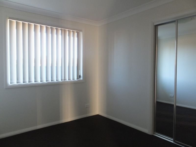 15 Regal Park Drive, Tamworth NSW 2340
