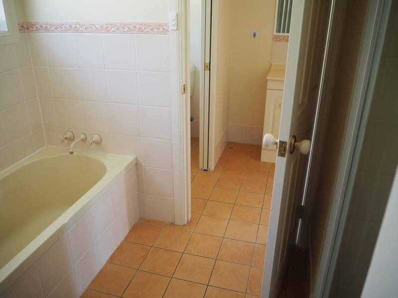 15 Banks Street, Tamworth NSW 2340