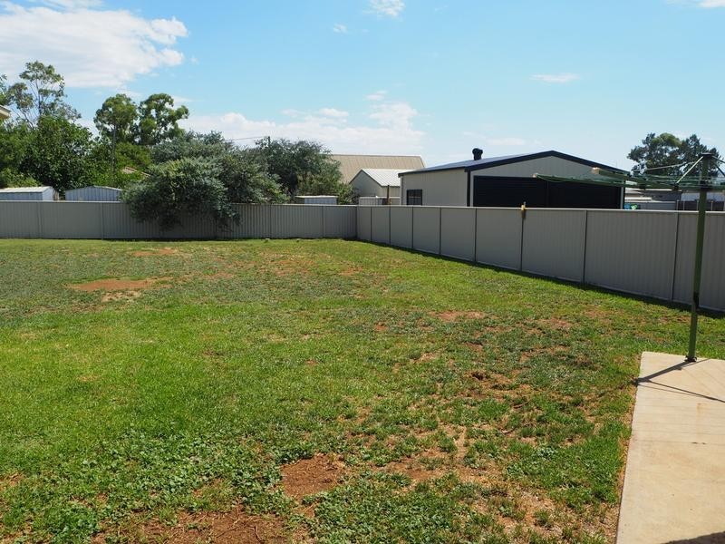15 Banks Street, Tamworth NSW 2340