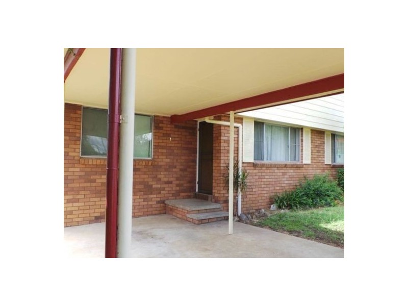 1/7 Fisher Road, Tamworth NSW 2340
