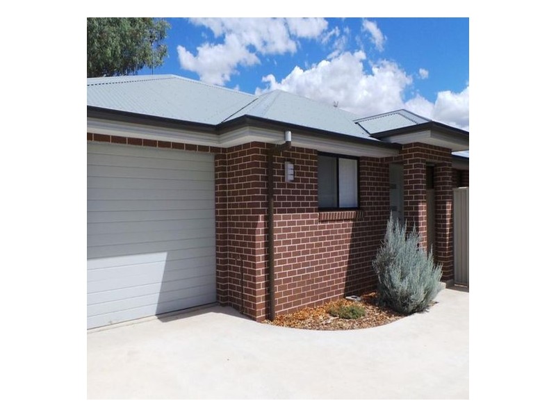 4/4 Cohen Street, Tamworth NSW 2340