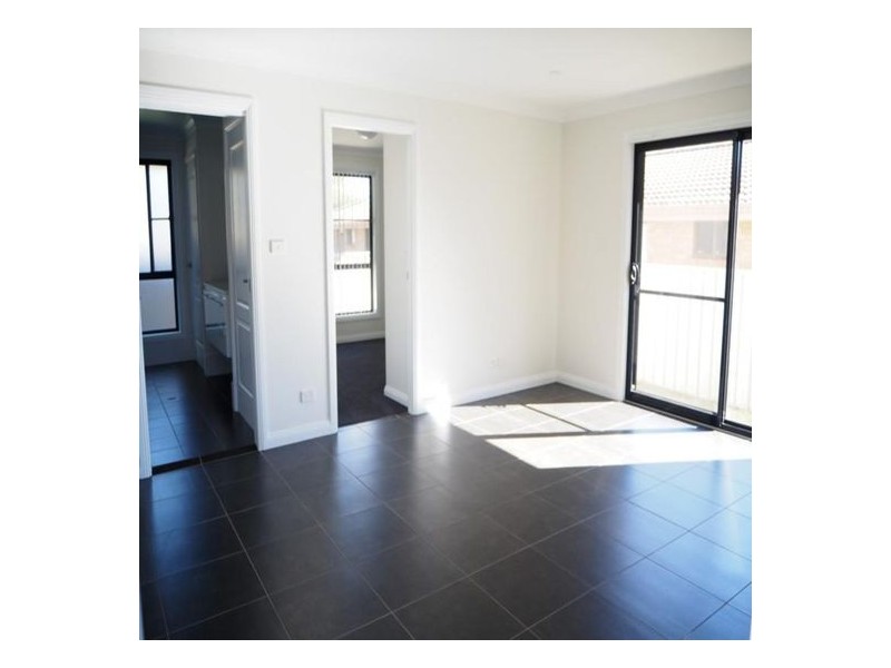 4/4 Cohen Street, Tamworth NSW 2340