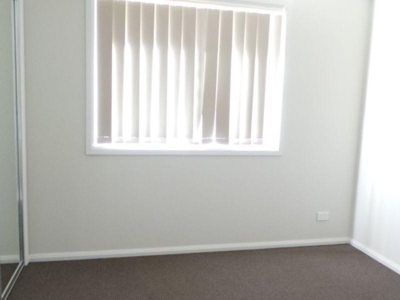 24 Regal Park Drive, Tamworth NSW 2340