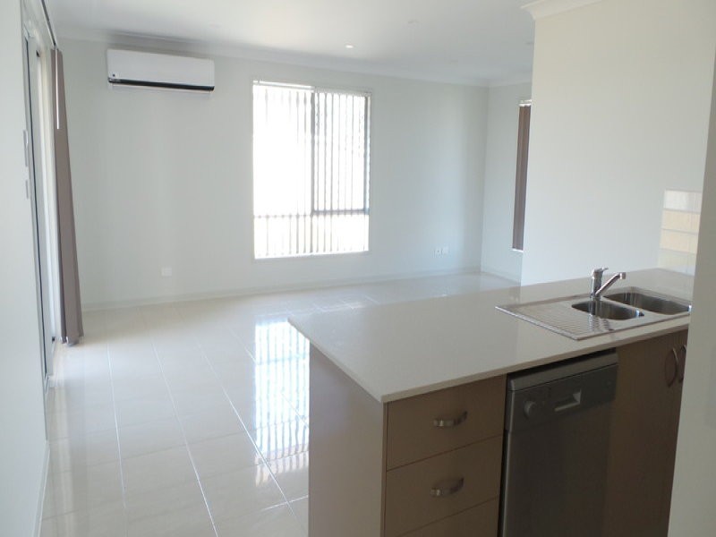 11 Drakeford Street, Tamworth NSW 2340