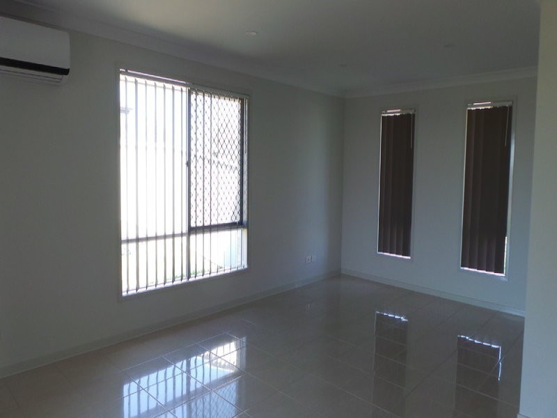 11 Drakeford Street, Tamworth NSW 2340