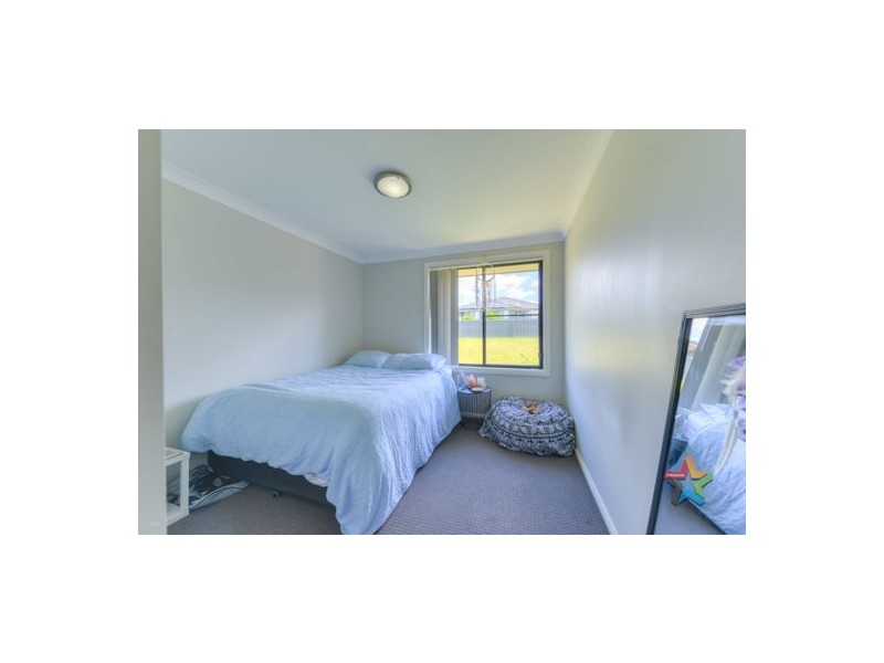 11 Wagtail Close, Tamworth NSW 2340