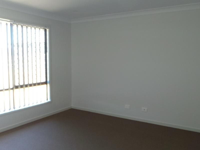 15 Mckinlay Place, Tamworth NSW 2340