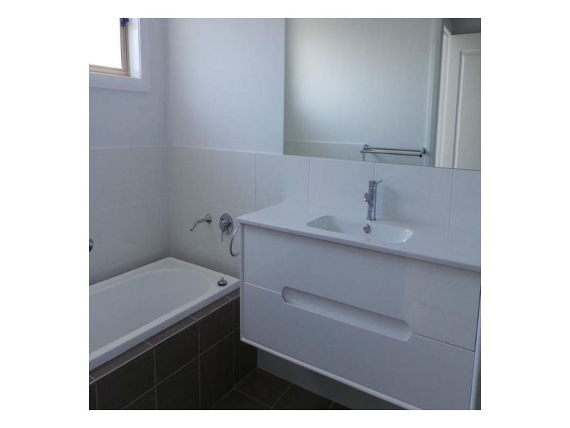 13 Kingham Street, Tamworth NSW 2340