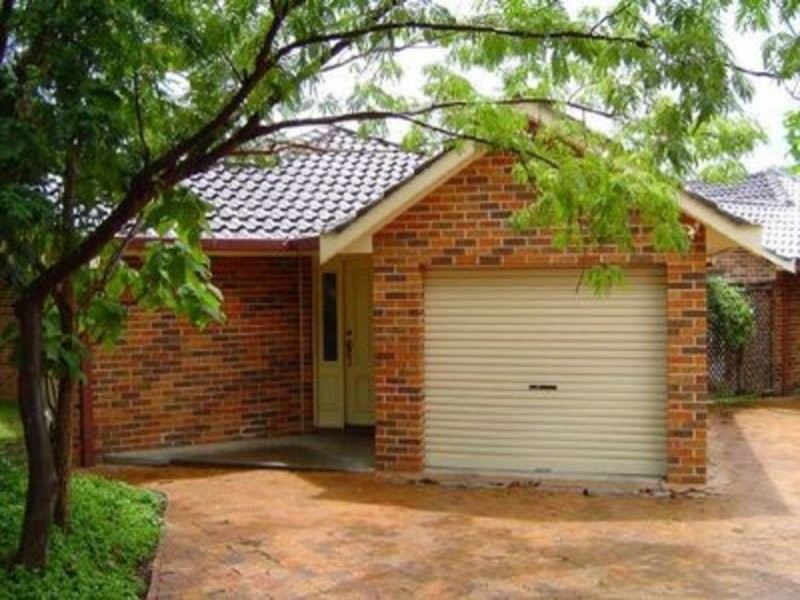 2/2A Darrell Road, Tamworth NSW 2340