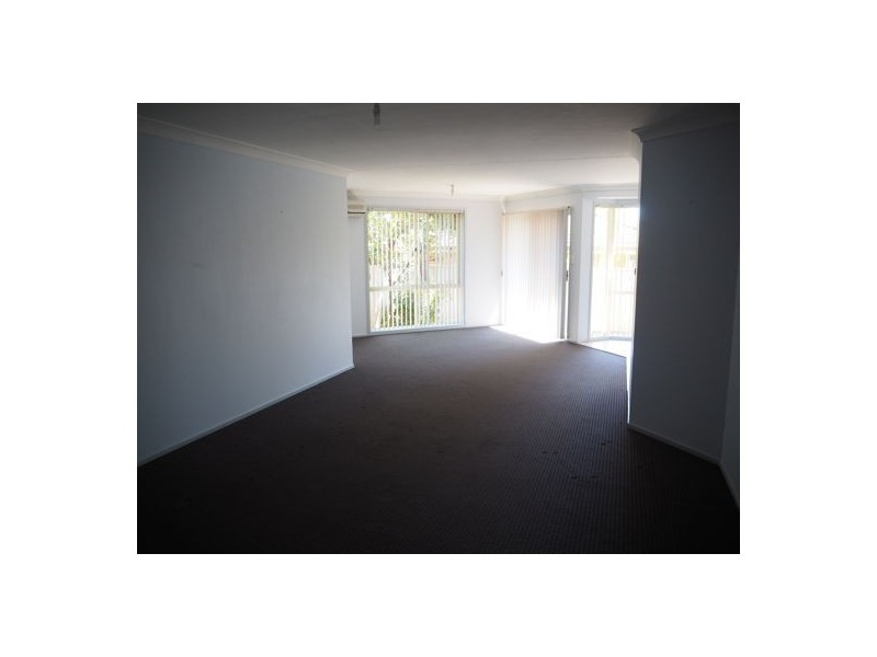 2/2A Darrell Road, Tamworth NSW 2340
