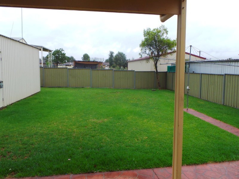 15 Kurrawan Street, Tamworth NSW 2340