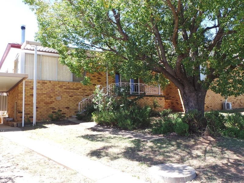 12 Ashburton Street, Tamworth NSW 2340