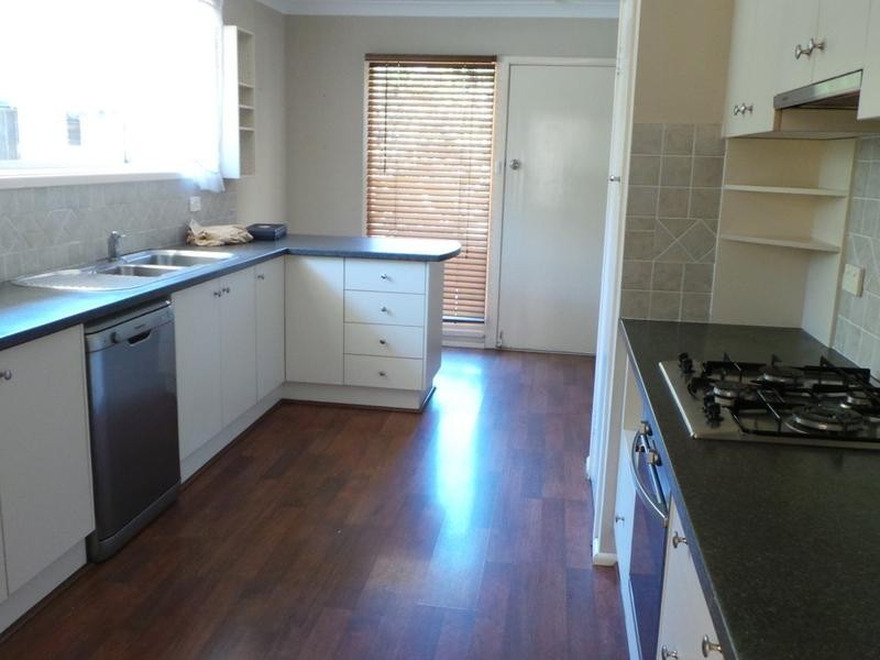 12 Ashburton Street, Tamworth NSW 2340