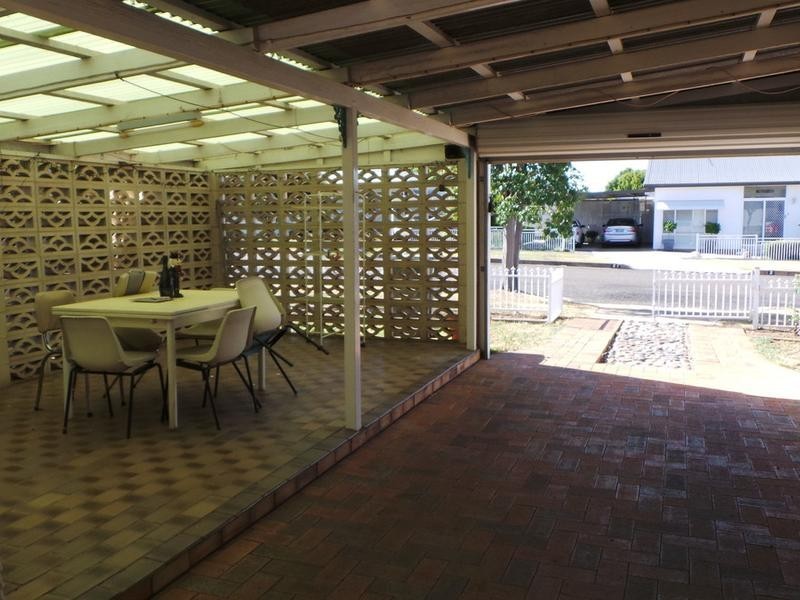 1 Winston Place, Tamworth NSW 2340